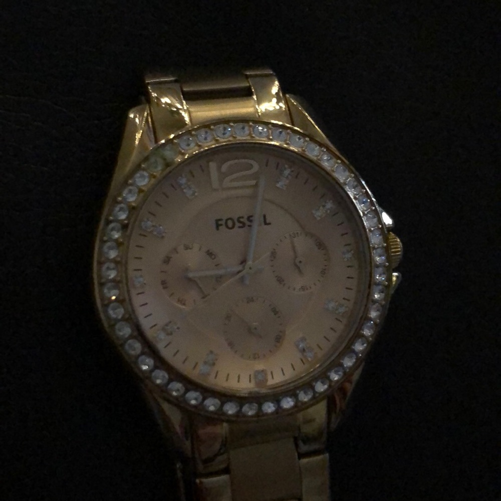Fossil Watch - Picture 2 of 2